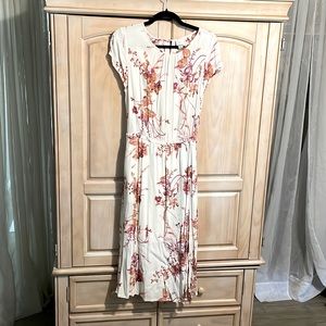 Ladies Medium, Floral Dress
